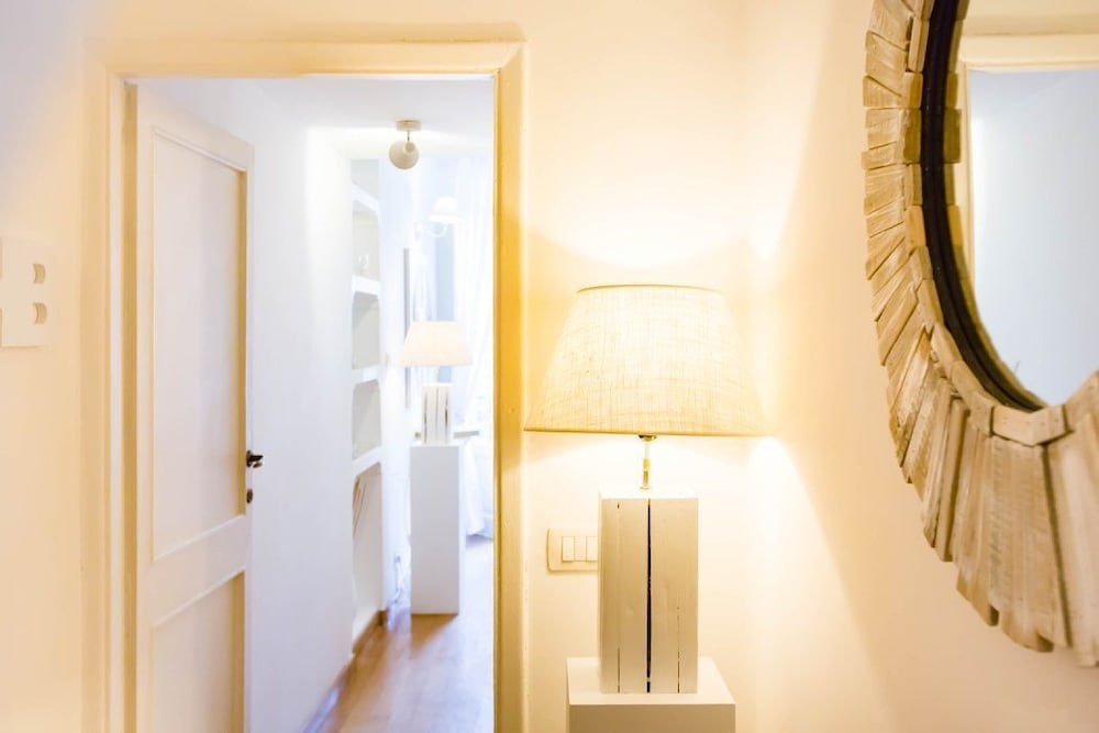 Фото Pantheon Luxury Gold Apartment