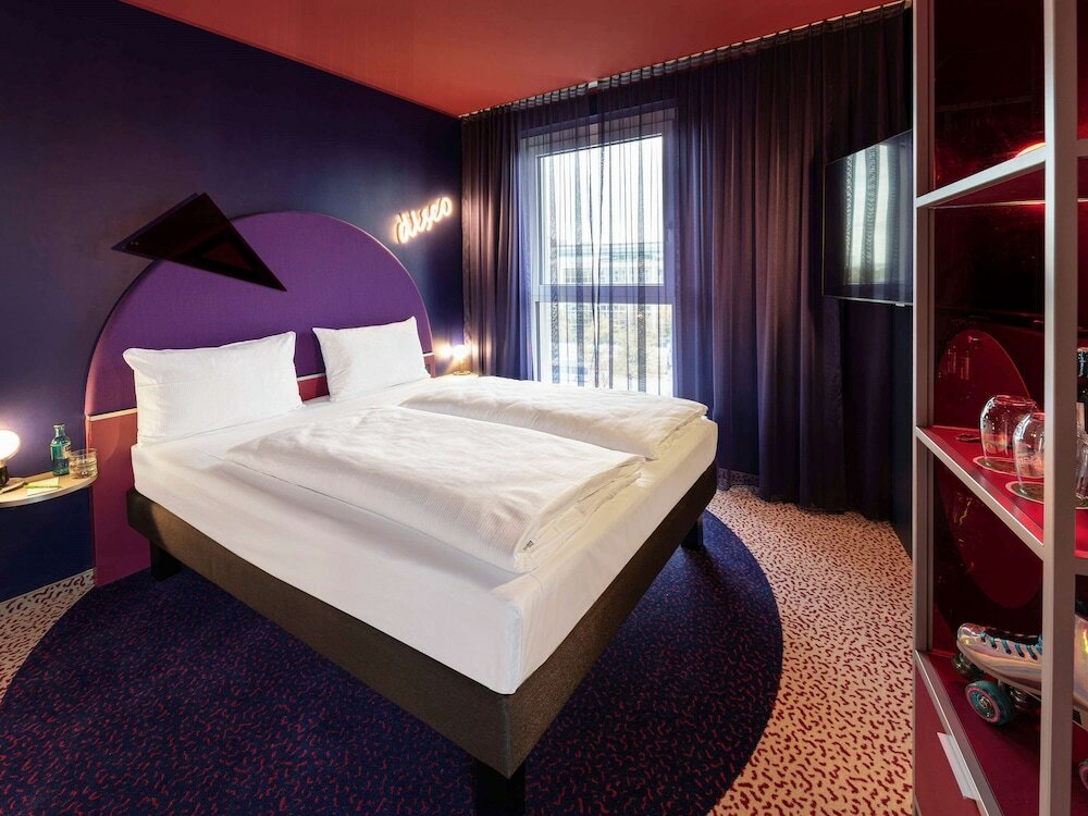 Фото Ibis Styles Muenchen Perlach