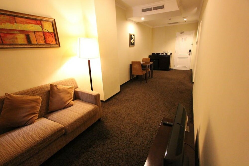 Фото Harmoni One Convention Hotel & Service Apartments