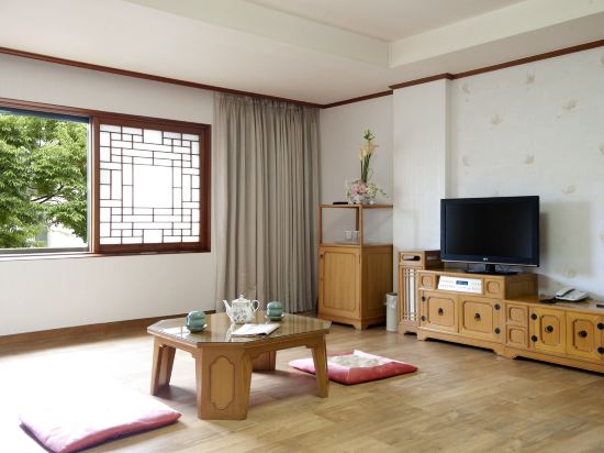 Фото Onyang Hot Spring Hotel