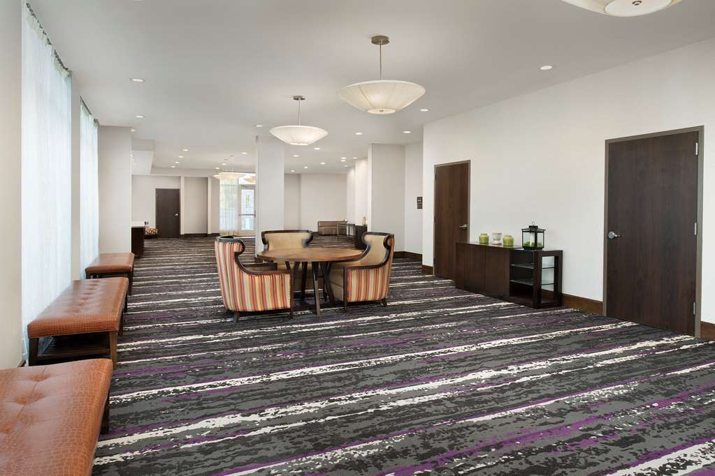 Фото Hilton Garden Inn Charlotte Airport