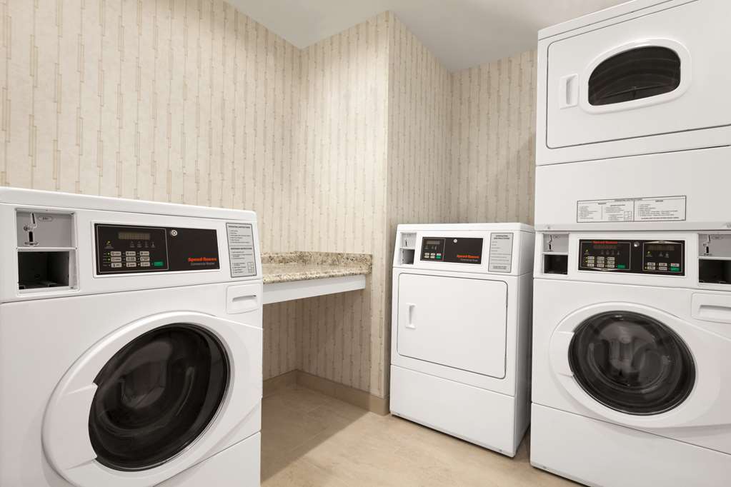 Фото Homewood Suites by Hilton Arlington Rosslyn Key Bridge