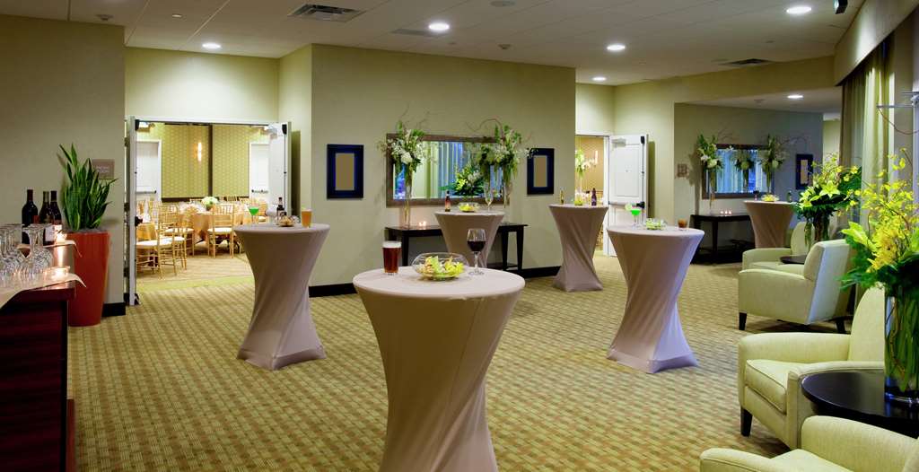 Фото Hilton Garden Inn Seattle/Bothell