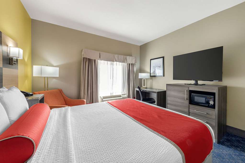 Фото Best Western Plus Midwest City Inn & Suites