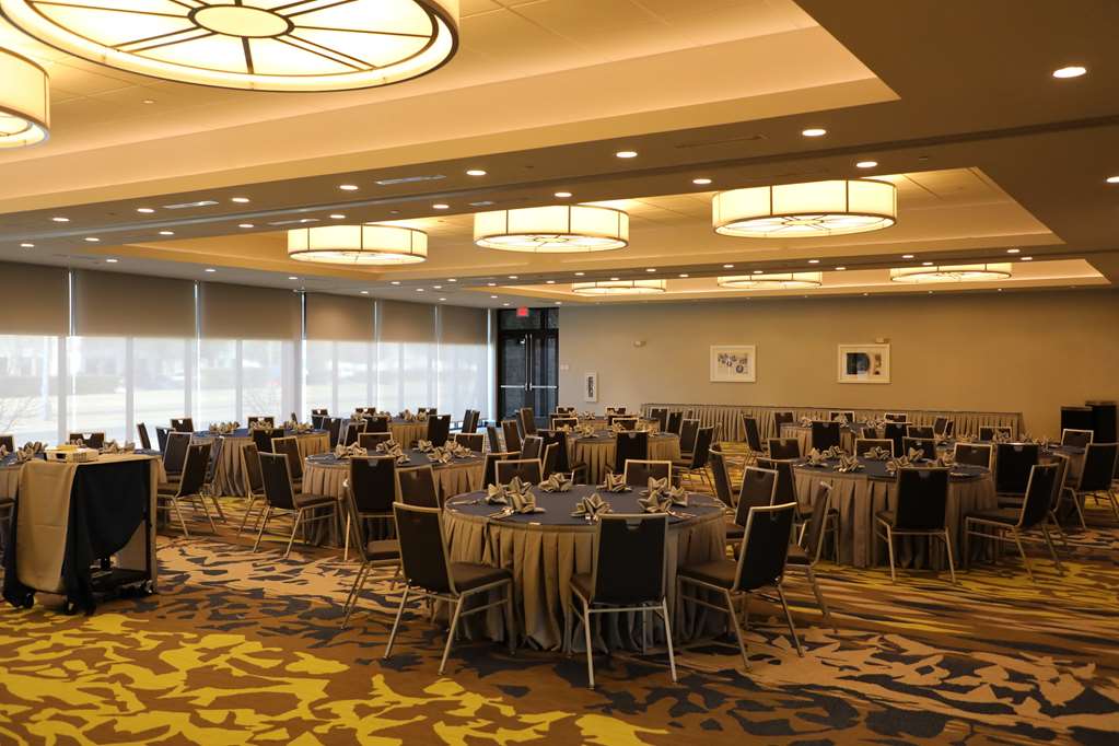 Фото Hilton Garden Inn Austin Airport