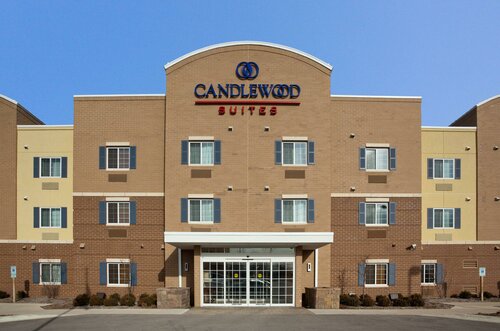 Гостиница Candlewood Suites Milwaukee Airport, an Ihg Hotel в Ок Крике