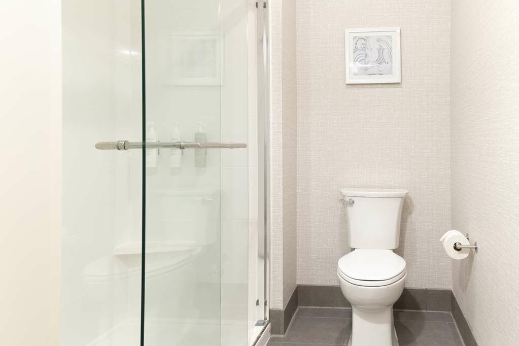 Фото Hampton Inn & Suites Santa Rosa Sonoma Wine Country