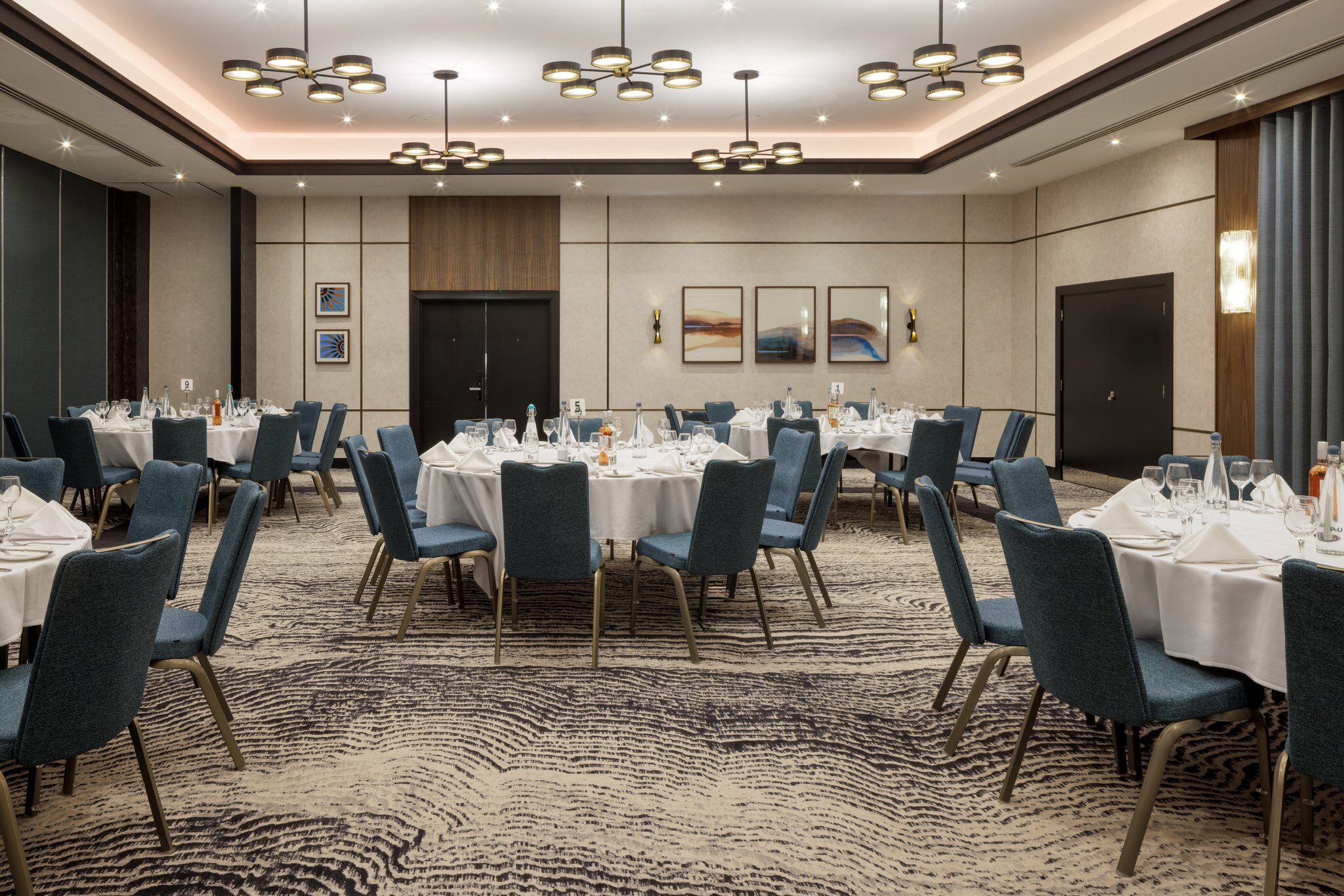Фото Crowne Plaza London - Gatwick Airport
