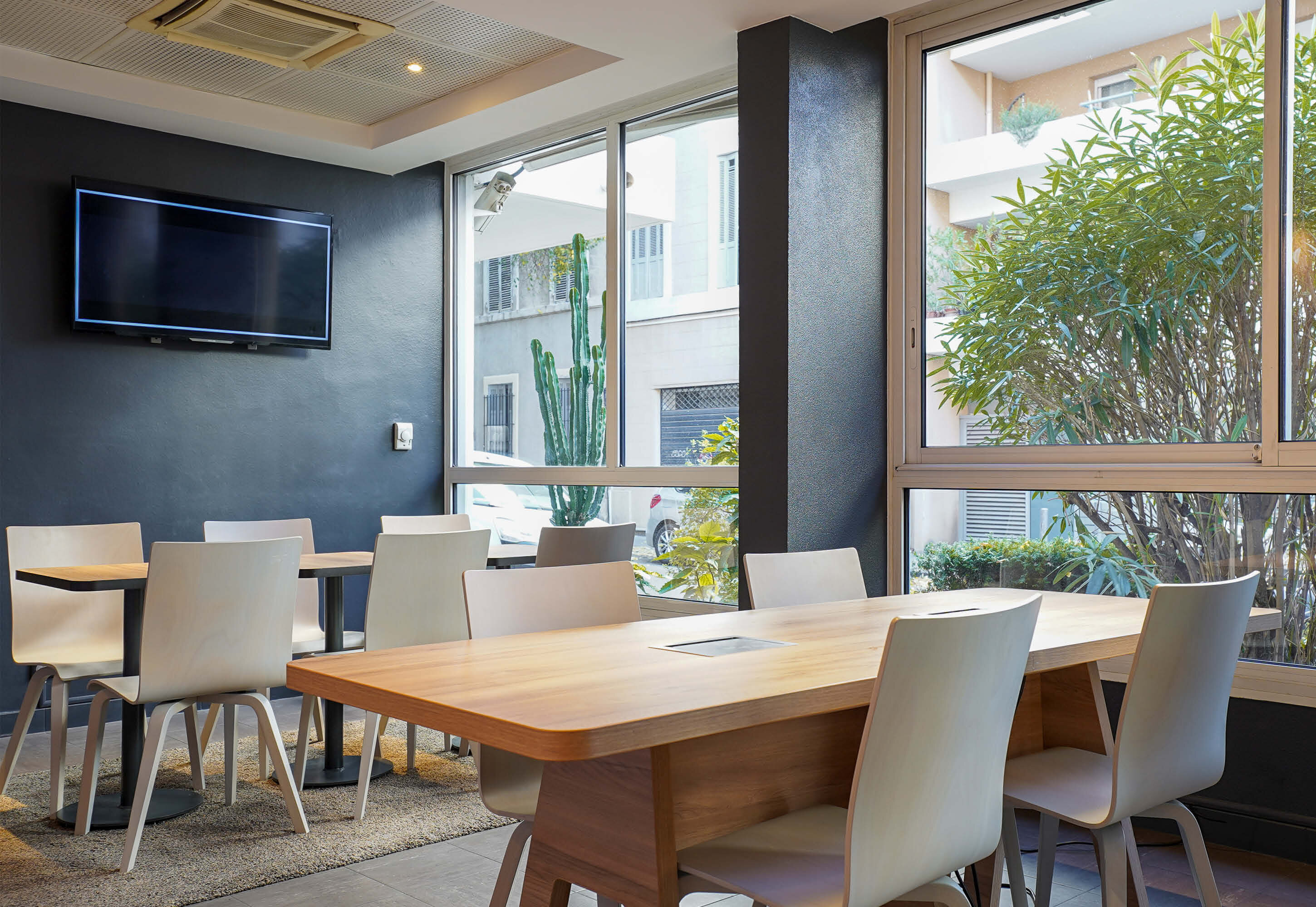 Фото B&B Hotel Marseille Prado Parc des expositions