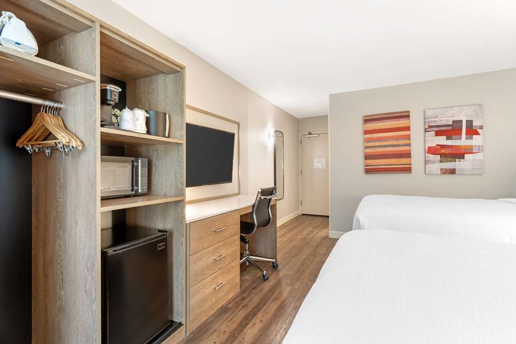 Фото Best Western Plus Rancho Cordova Inn