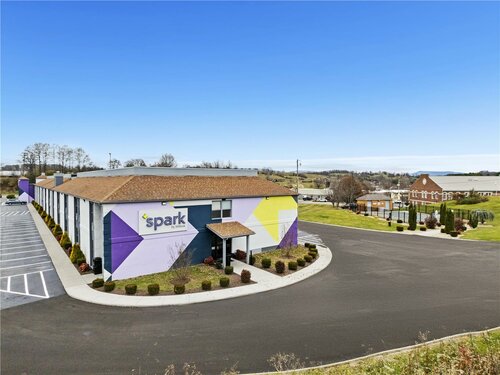 Гостиница Clarion Pointe Abingdon I-81 near Fairgrounds в Абингдоне