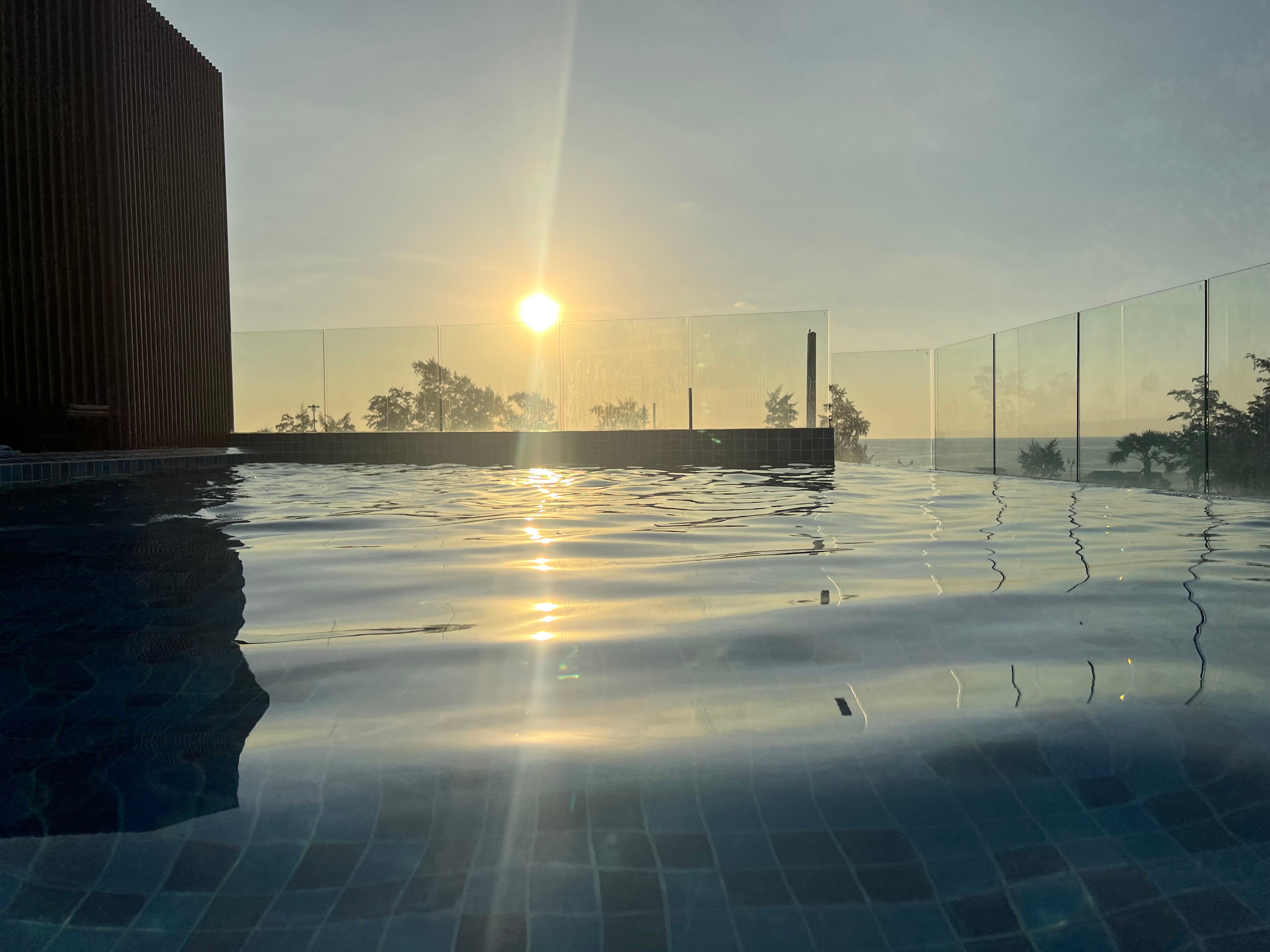 Фото Phoenix Hotel Karon Beach