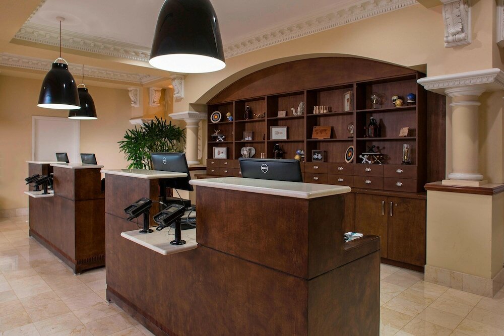 Фото Four Points by Sheraton Suites Tampa Airport Westshore