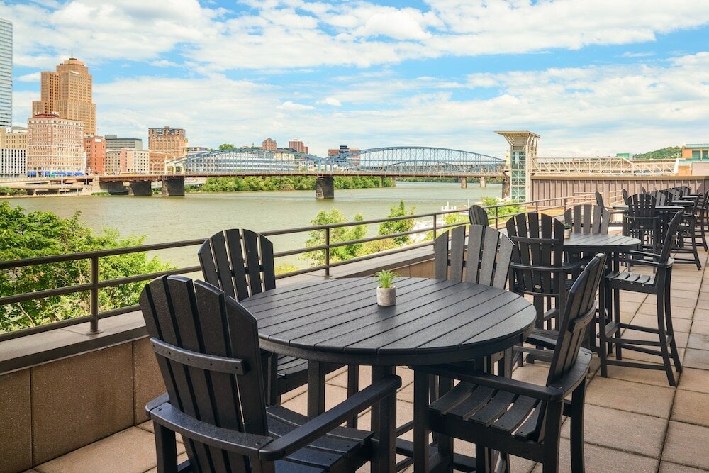 Фото Sheraton Pittsburgh Hotel at Station Square