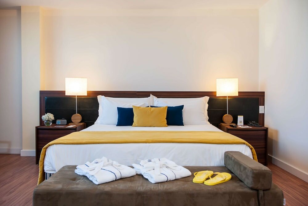 Фото Golden Tulip Porto Vitória