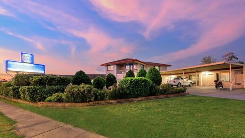 Гостиница Sapphire City Motor Inn, Inverell в Инверелле