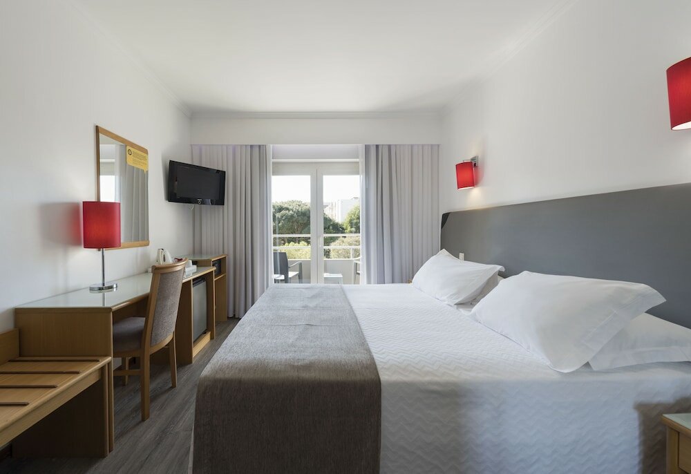 Фото Varzinn Hotel