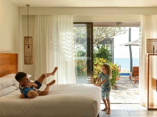 Фото Hilton Fiji Beach Resort and SPA