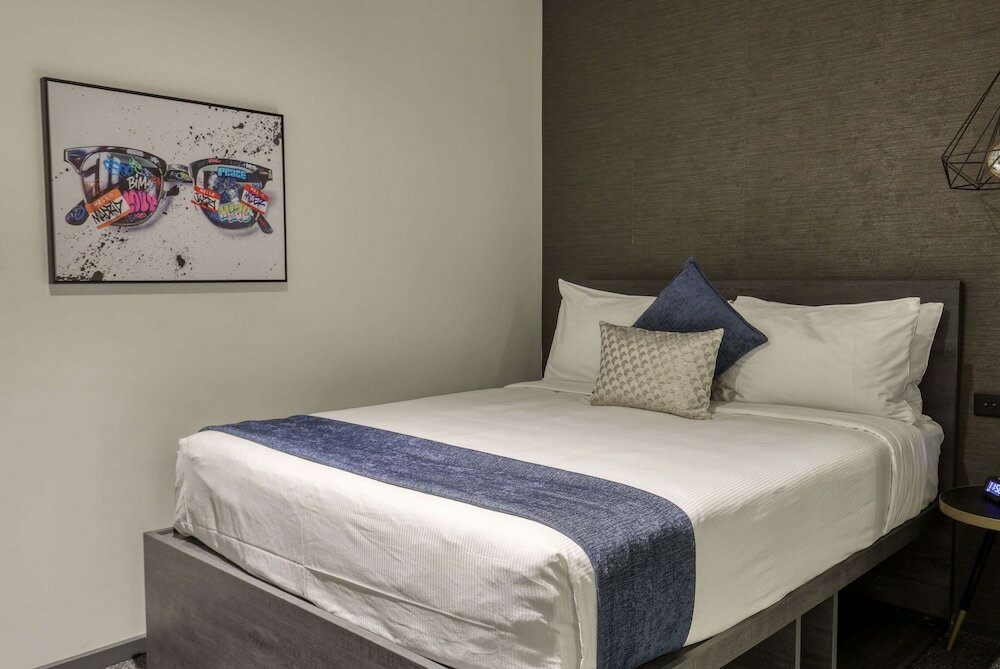 Фото Microtel by Wyndham Wellington