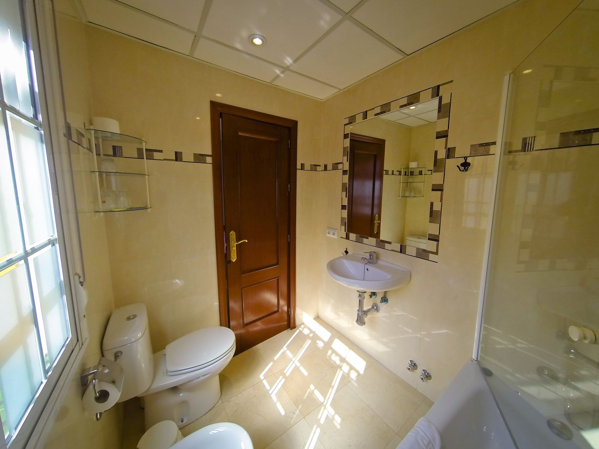 Фото Hostal La Muralla