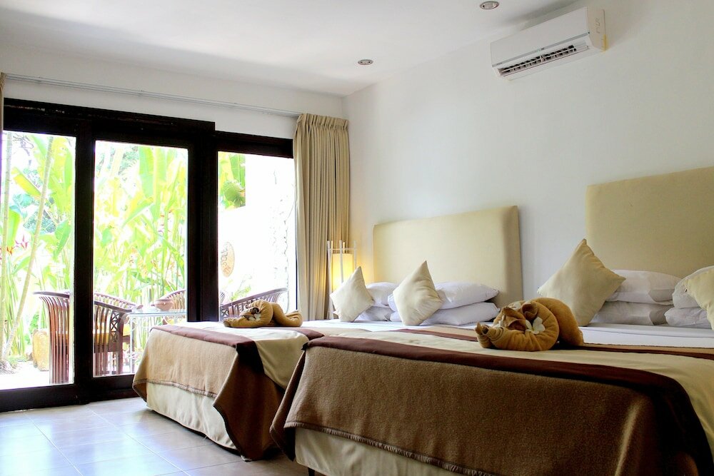 Фото Bali Mystique Hotel and Apartments