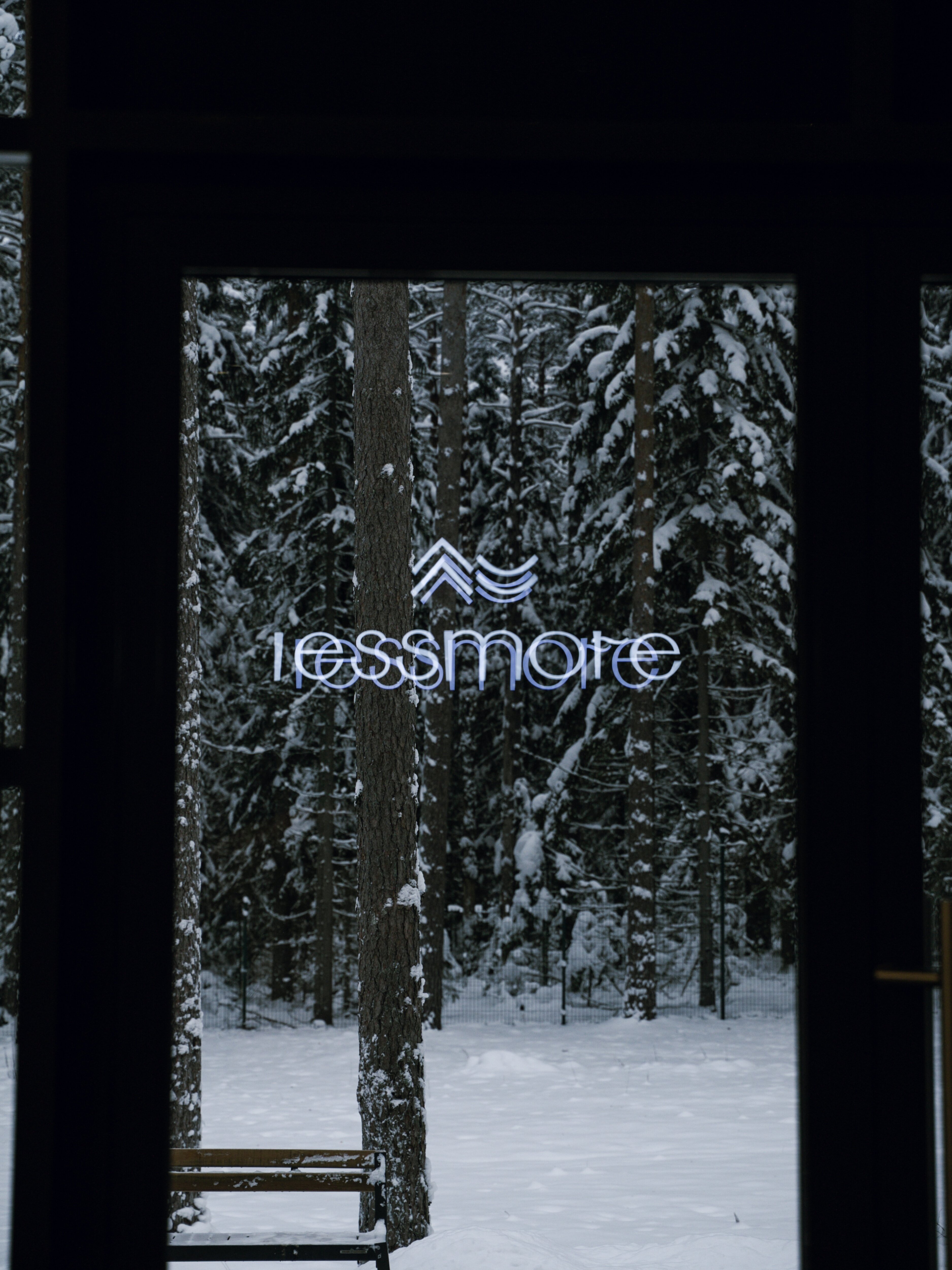Фото Lessmore