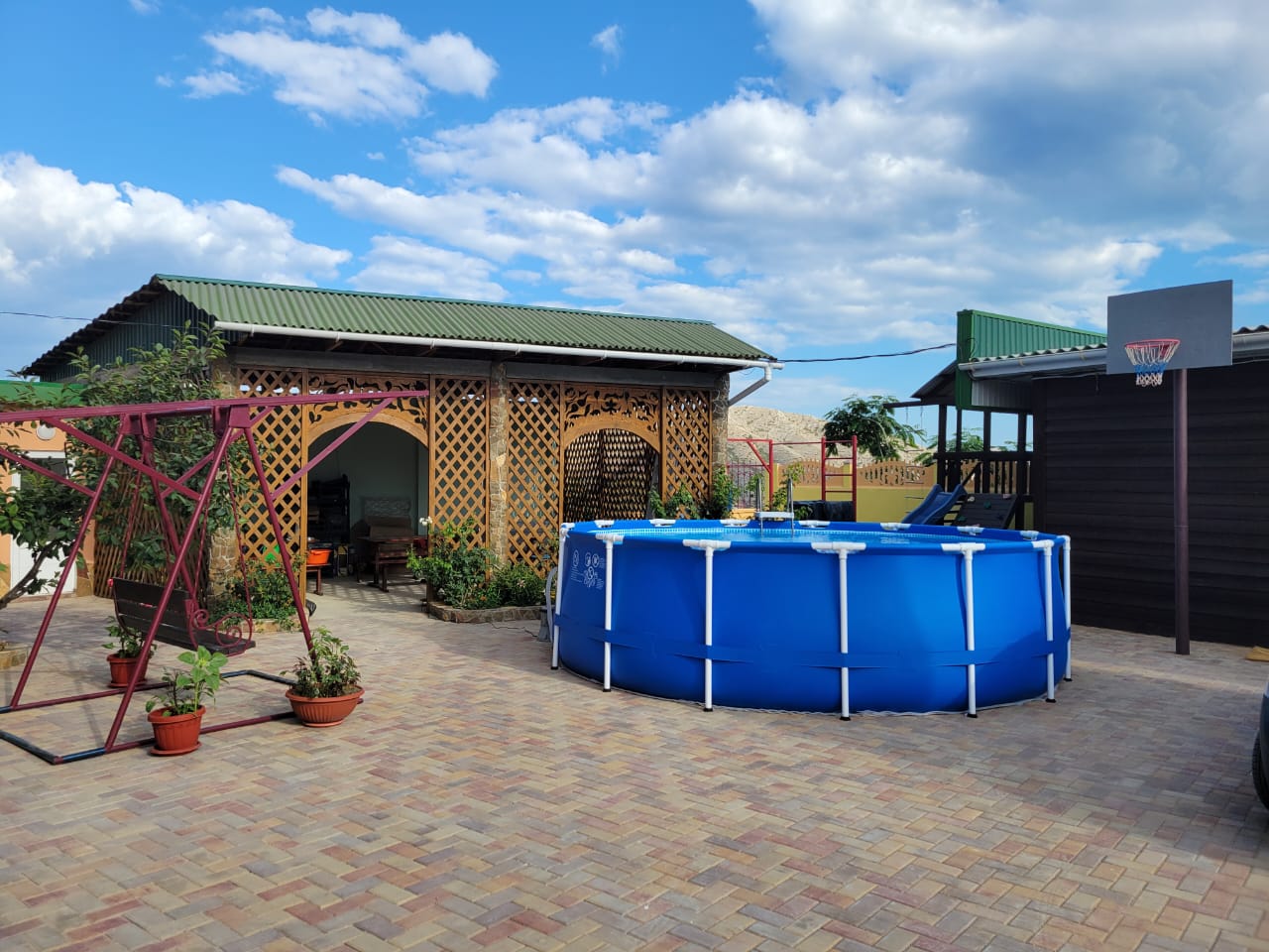 Фото Гостевой дом Iron Lion