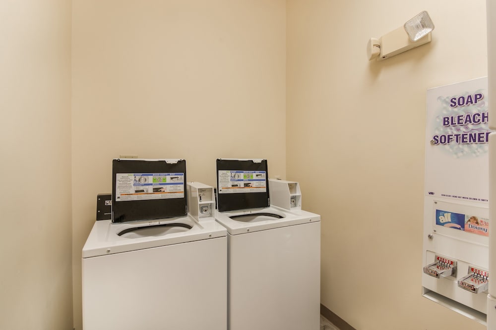 Фото Red Roof Inn Panama City