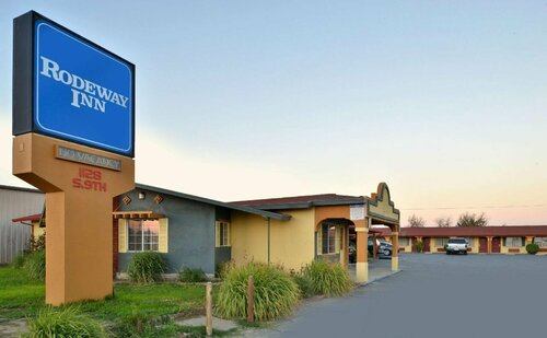 Гостиница Rodeway Inn в Модесто