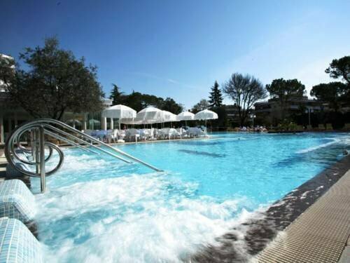 Гостиница Hotel Tritone Terme в Абано-Терме