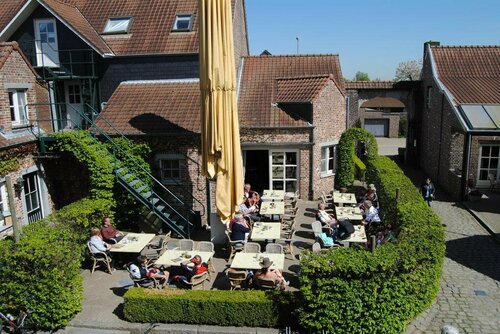 Гостиница De Sjeiven Dorpel в Лимбурге