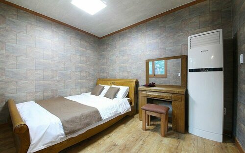Гостиница Gangneung Way to Gyeongpodae Pension в Канныне