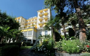 отель Golf Hotel Rene Capt