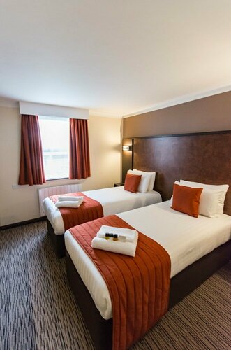 Гостиница Dragonfly Hotel Colchester в Колчестере