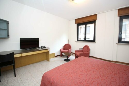 Гостиница Hotel Croce di Malta в Новаре