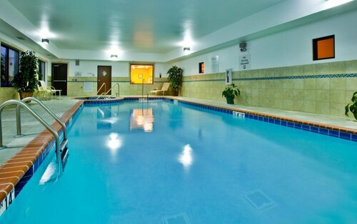 Гостиница Holiday Inn Express Waterloo Cedar Falls, an Ihg Hotel в Ватерлоо