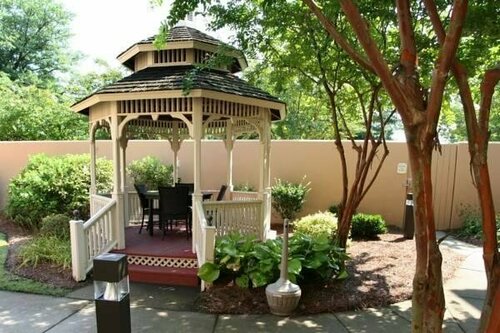 Гостиница Courtyard by Marriott Charlotte/Matthews в Мэтьюзе