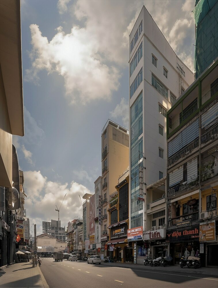 Фото The One Premium Hotel