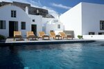 Luna Santorini Suites