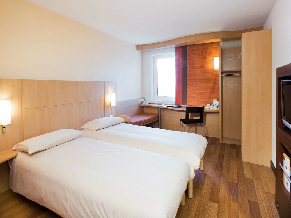 Фото Ibis Bristol Temple Meads Quay