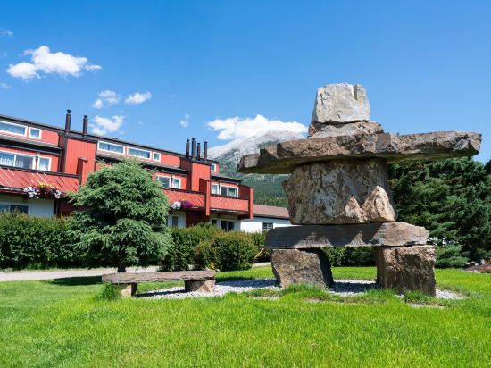 Фото Rocky Mountain Ski Lodge