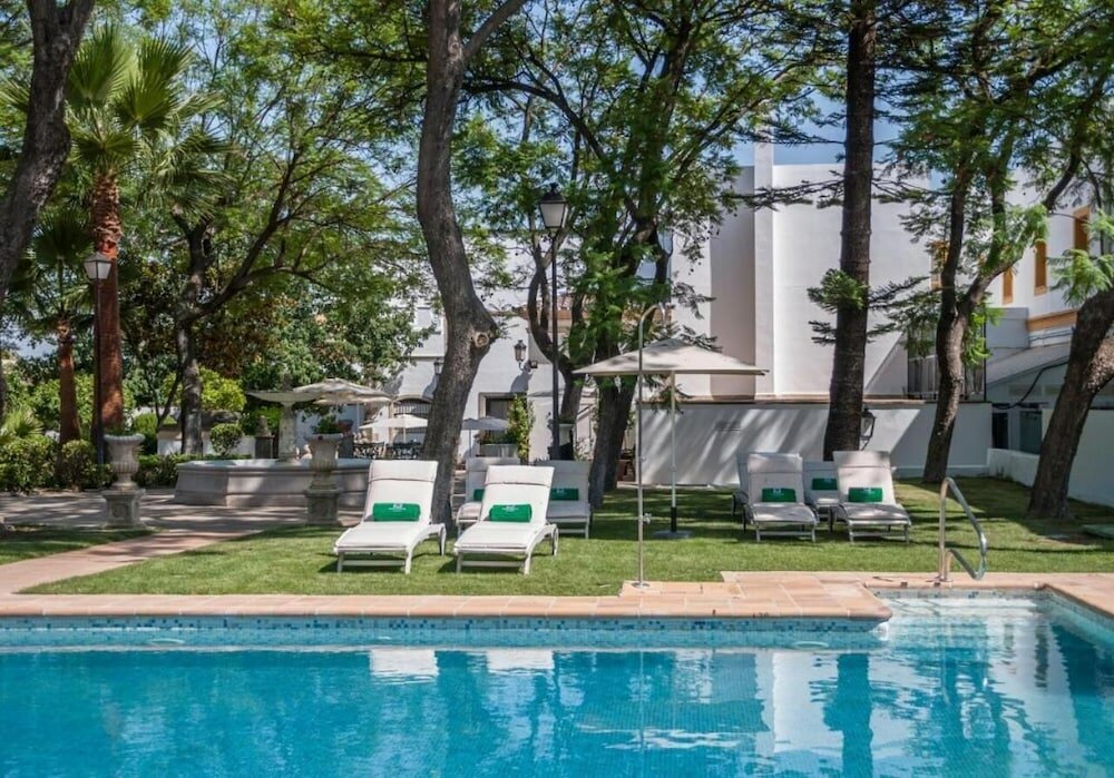 Фото Hotel Duques de Medinaceli