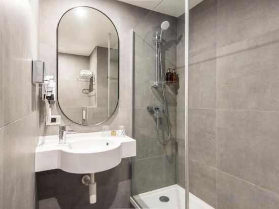 Фото Aris Grand-Place Hotel