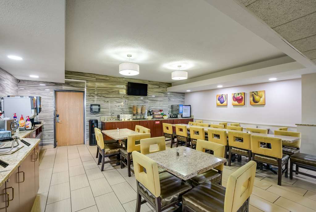 Фото Best Western Waukesha Grand