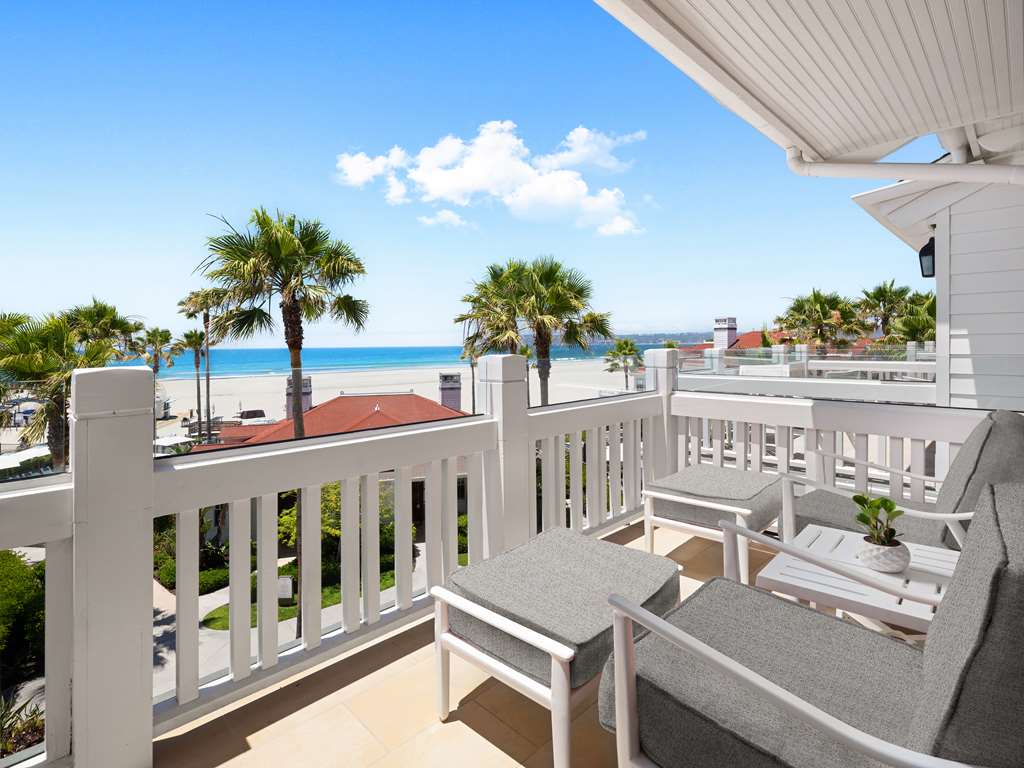 Фото Beach Village at The Del, Curio Collection by Hilton