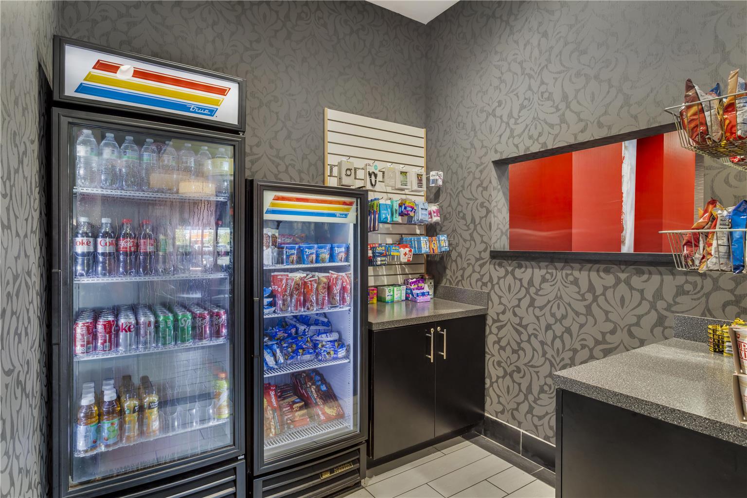 Фото Best Western Plus Laredo Inn & Suites