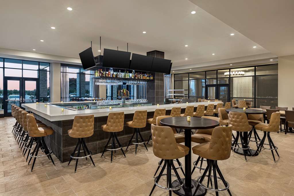 Фото Embassy Suites by Hilton Round Rock