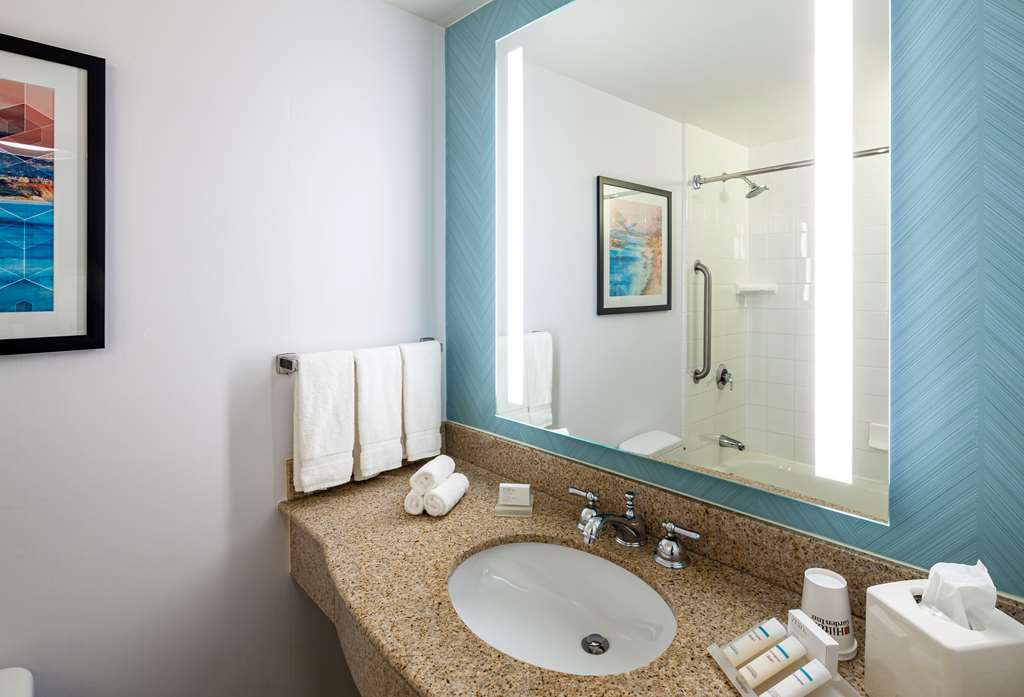 Фото Hilton Garden Inn San Diego/Rancho Bernardo