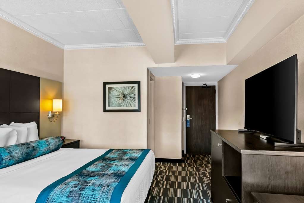 Фото Best Western Downtown Sudbury Centreville