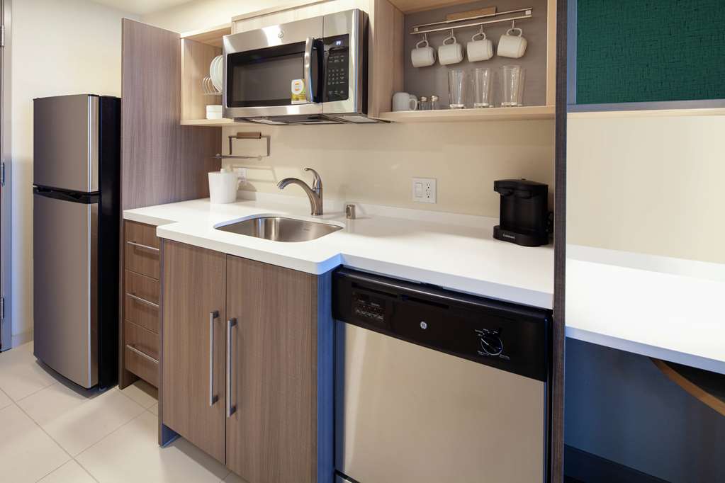 Фото Home2 Suites by Hilton Alameda Oakland Airport